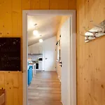Refugium Aus Vollholz